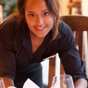 Al-Dar_Contentbild_Philosophie_Mitarbeiterin